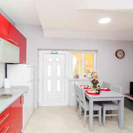 Donita Lägenhet Slano